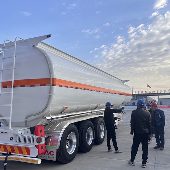 45000L Fuel Tank Semi Trailer will be sent to Mauritania