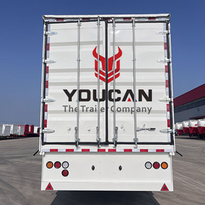 Curtainside Semi-trailer