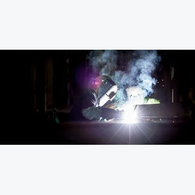 Semi trailer welding inspection during production quality control
